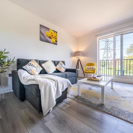 Ash View Place 4 -Heathrow - Thorpe Park - Free Parking Staines-upon-Thames Luaran gambar